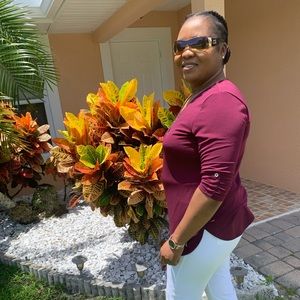 Meet your Posher, Emmanette